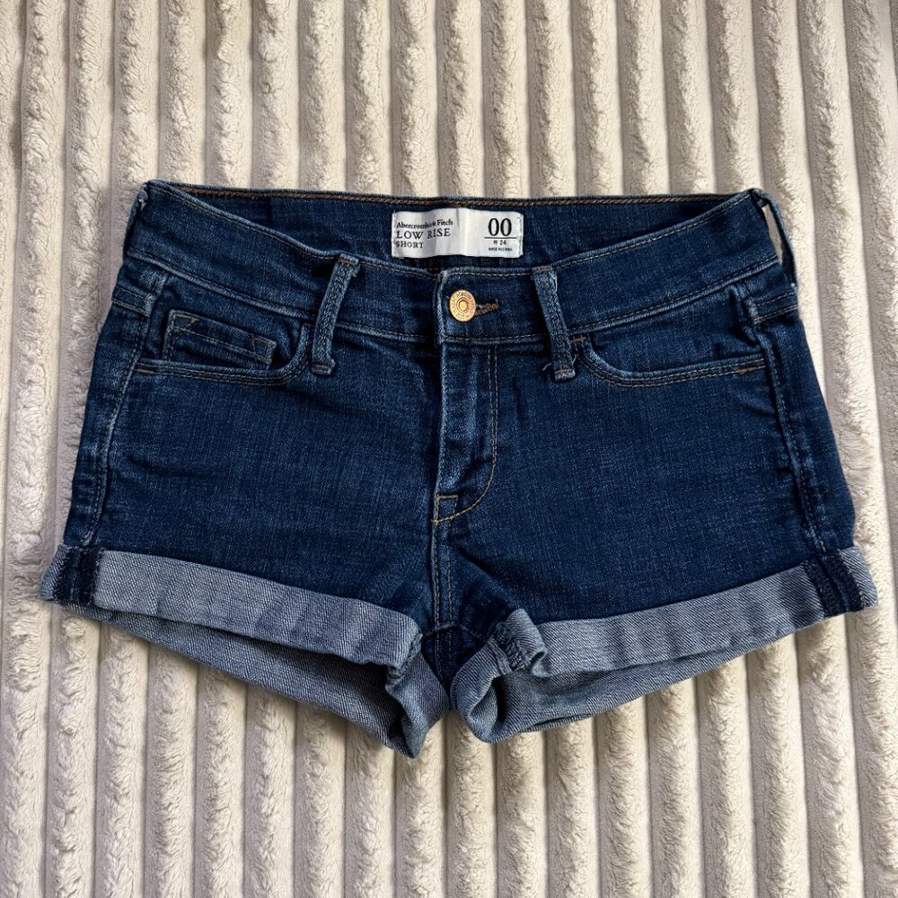 Abercrombie & Fitch Low Rise Jean Short Size 00/24